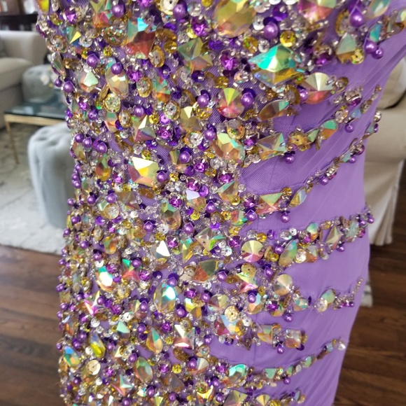 NEW Lavander Beaded Formal Prom Karishma Gown Sz 8 - Picture 4 of 8